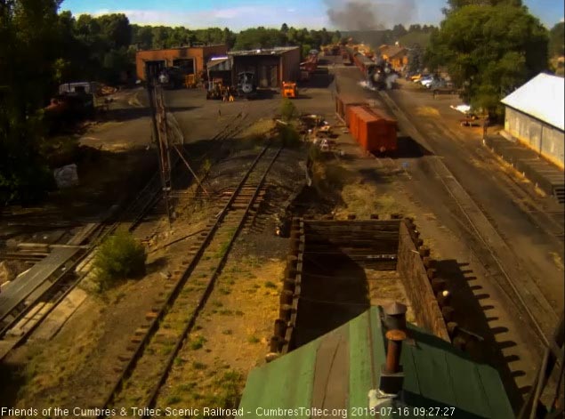 2018-07-16 The 488 has pulled the 8 car train 216 into loading position.jpg