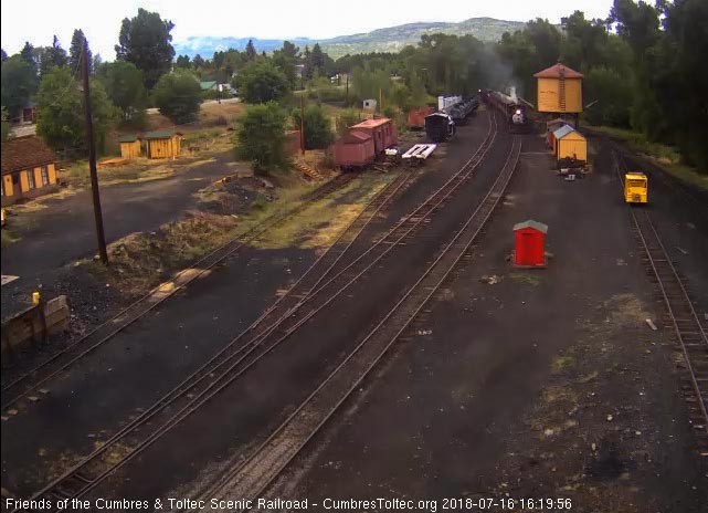 2018-07-16 The 489 passes the tank as the speeder is now seen.jpg
