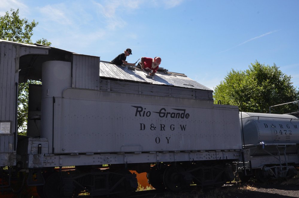 2018-07-24 The tender for rotory OY is being painted.jpg