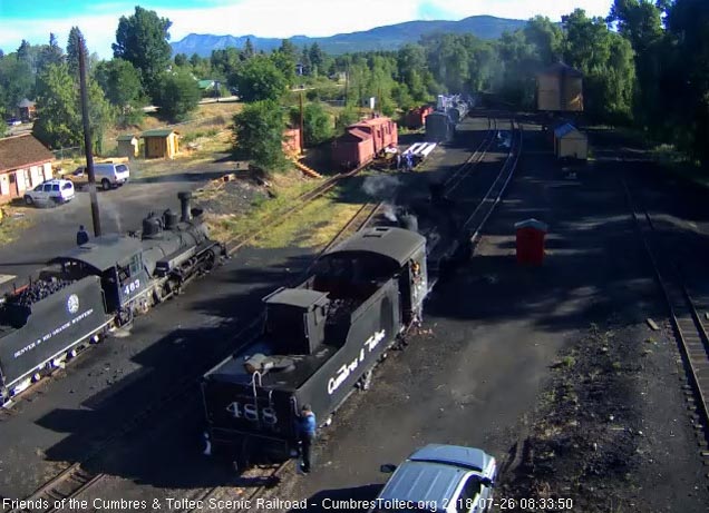 2018-07-26 The 488 backs down as the 463 is still at the dock.jpg