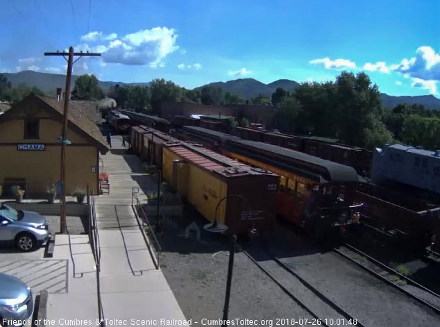 2018-07-26 The climbs aboard the parlor as the train leaves.jpg