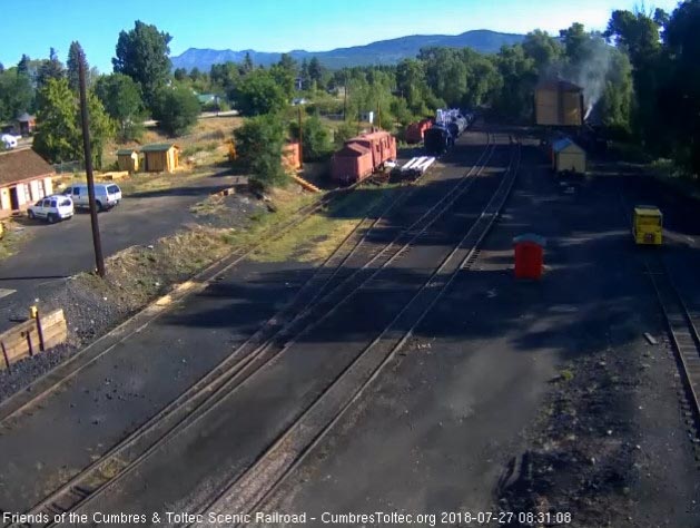 2018-07-27 The 484 has moved to the tank to fill up and also wash the coal.jpg