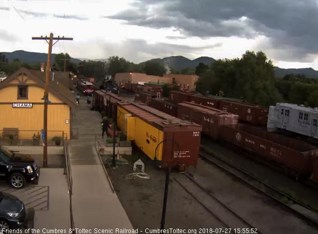 2018-07-27 The 489 has pulled onto the south yard lead to be clear of train 215.jpg