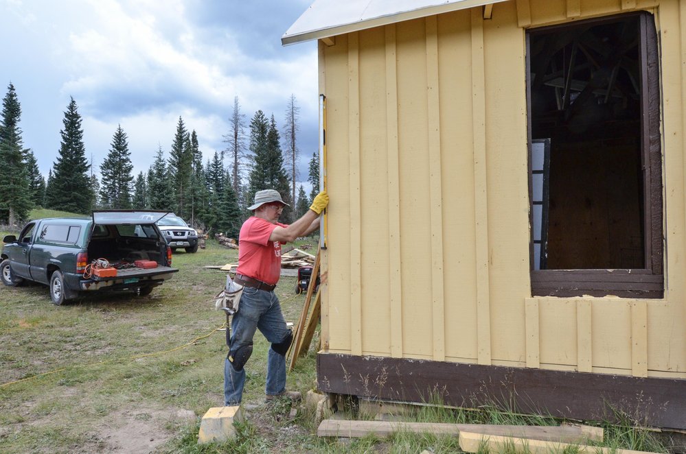 2018-07-28 The man outside is ensuring its correct.jpg