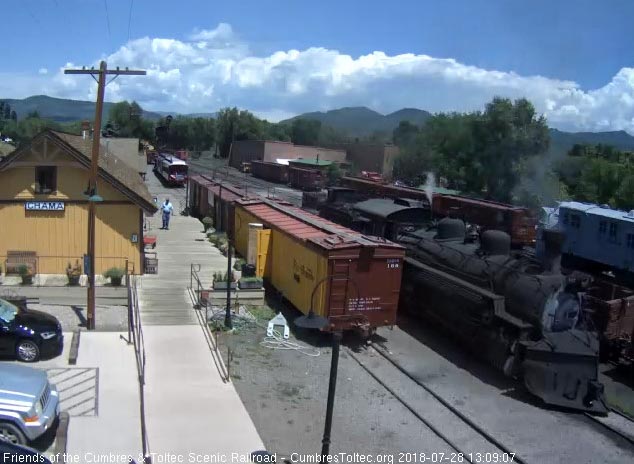 2018-07-28 The 487 comes by the depot as it heads to the wye.jpg