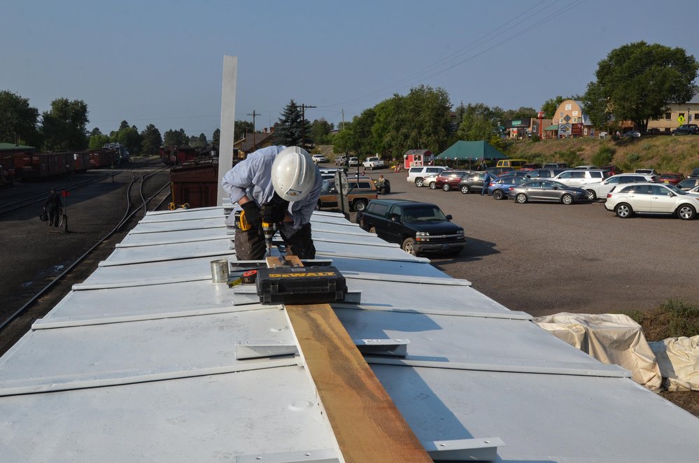 2018-08-01 Attaching the roof walk boards on the paint car.jpg