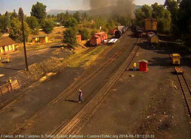 2018-08-19 The parlor is passing the tank as 487 clears the yard.jpg