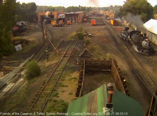 2018-08-21 The 489 pulls forward toward the coal dock.jpg