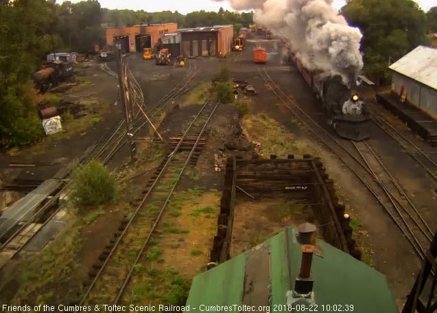 2018-08-22 Nice steam effect as 487 comes by the woodshop.jpg