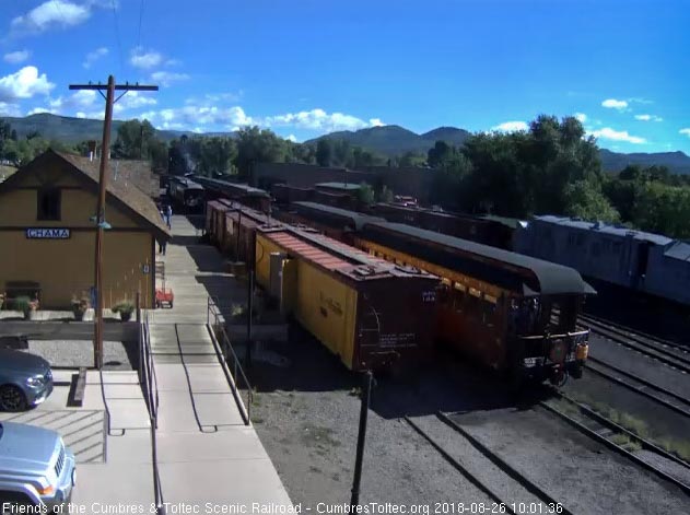 2018-08-26 The conductor has climbed on the New Mexico and is closing the gate.jpg