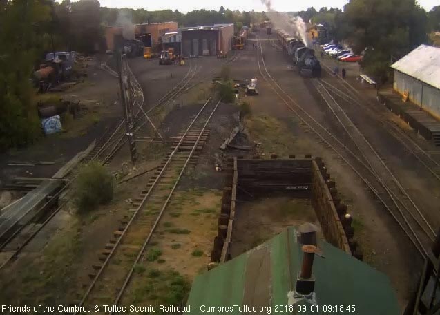 2018-09-01 The 487 has now coupled onto the train and it awaits departure.jpg