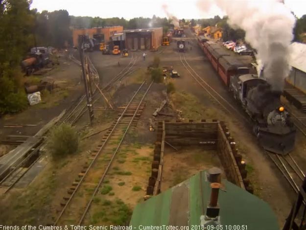 2018-09-04 The 487 comes by the woodshop with the train.jpg