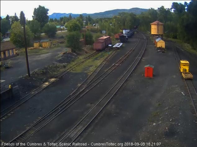 2018-09-06 The 488 comes into Chama yard with the special student freight.jpg