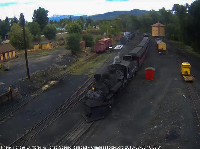2018-09-06 The 487 is now at the tipple.jpg
