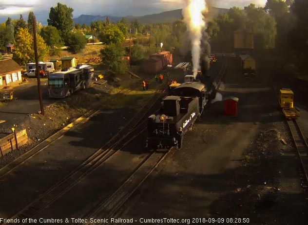 2018-09-09 The 484 backs toward the coal dock lead as its high pressure pop goes off.jpg