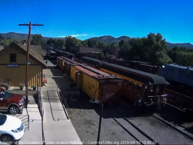 2018-09-10 The conductor gives the high ball for train 216.jpg