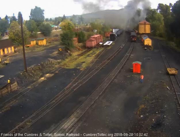 2018-09-20 The parlor is by the tank as the rest of the train is almost hiddent under the exhaust cloud.jpg