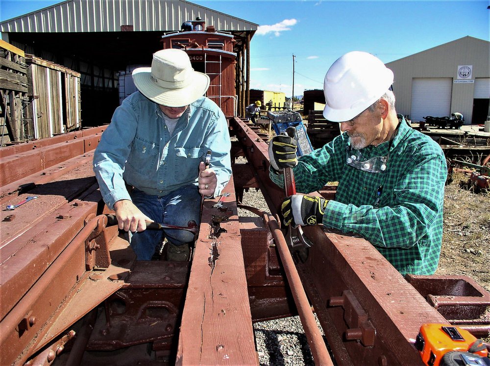 2018-09-24 Well its not a flat car or at least one without flooring as work continues on it.jpg