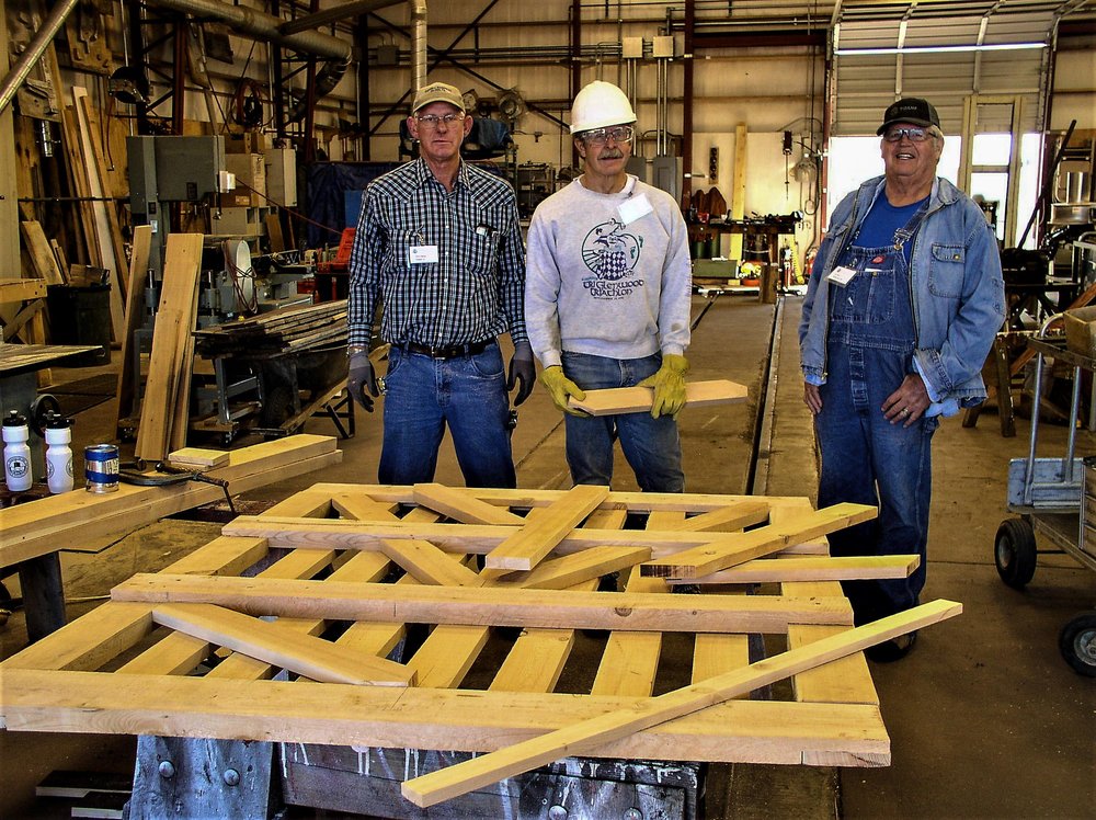 2018-09-25 Placing the cross bracing on the new door.jpg