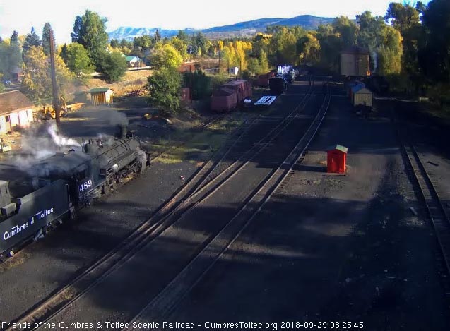 2018-09-29 The 487 is now at the tank as 489 is getting coal added.jpg
