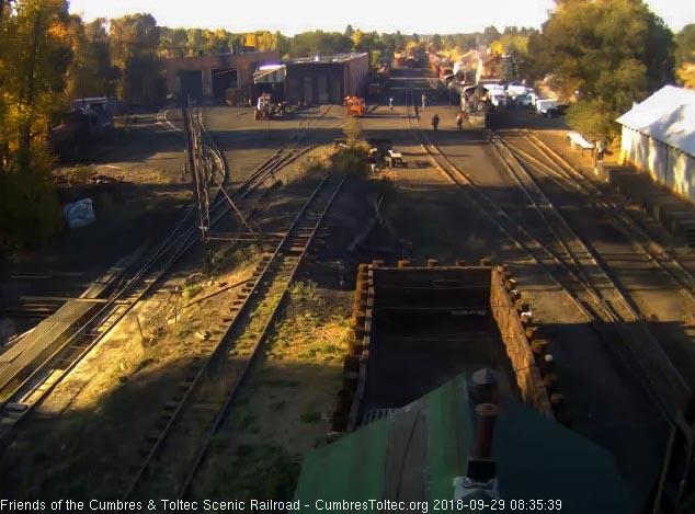 2018-09-29 The RGS Goose 5 comes out from behind the locomotives as it leaves Chama.jpg