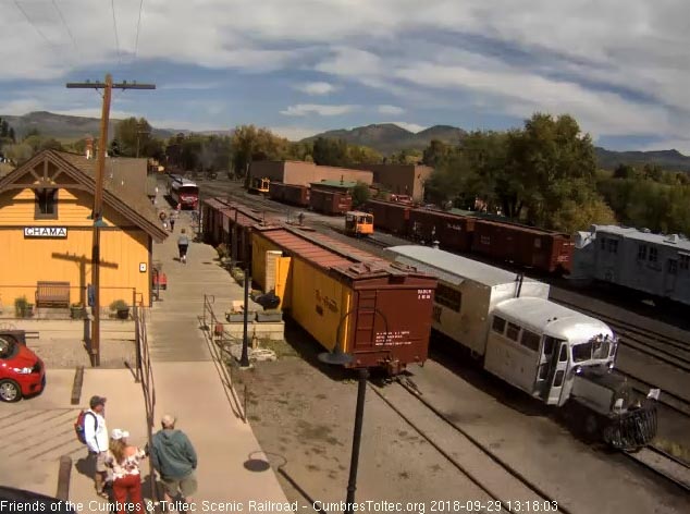 2018-09-29 The passengers off, the Goose heads to the wye.jpg