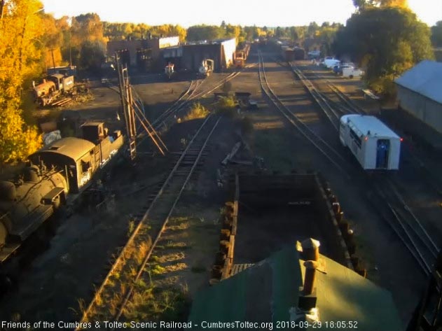 2018-09-29 Moves past the woodshop and 484 at the pit.jpg