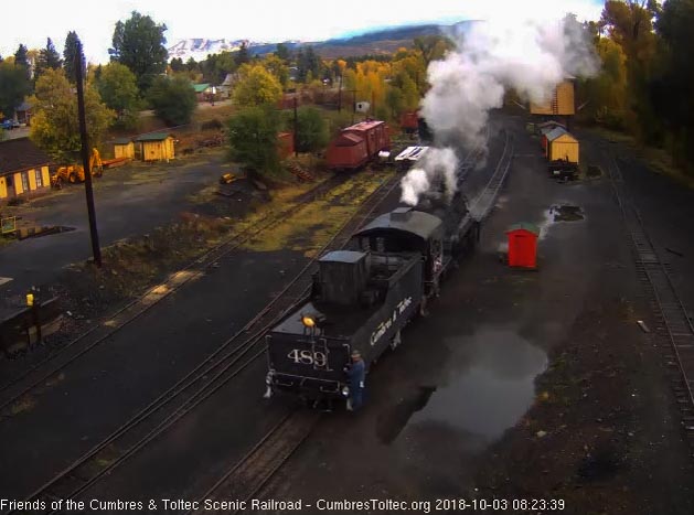 2018-10-03 The hostlers are backing the 489 down the main so they can get to the coal dock.jpg