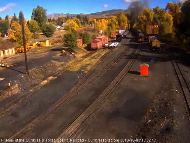 2018-10-03 The parlor New Mexico is passing the tank as the locomotives are out of the yard.jpg
