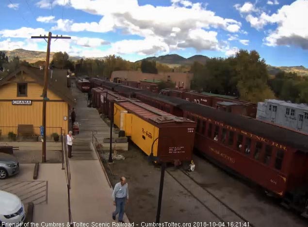 2018-10-03 The train is stopped.jpg