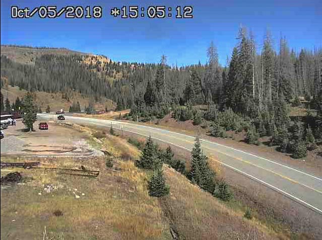 2018-10-05 The 215 has arrived in Cumbres and looks to be 9 cars.jpg
