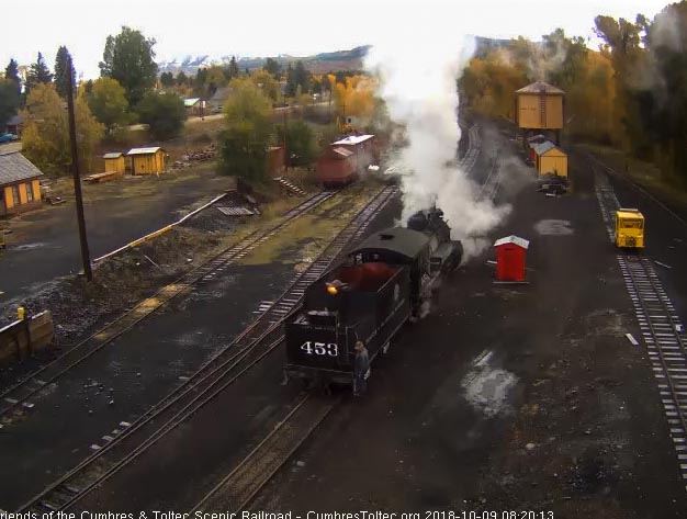 2018-10-09 The 463, still numbered 453, backs toward the coal dock lead.jpg