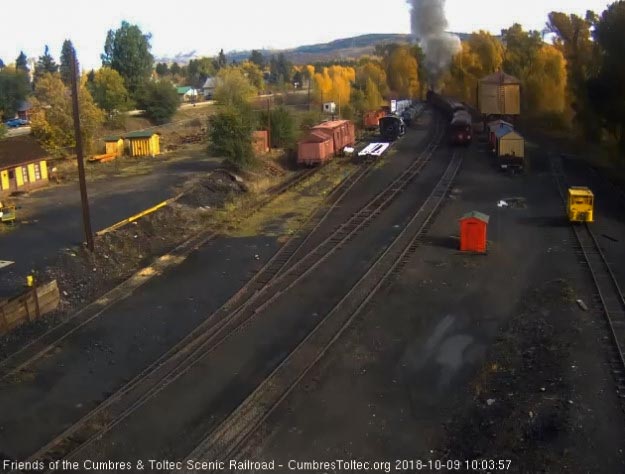 2018-10-09 The parlor pases the tank as the locomotives clear the yard.jpg