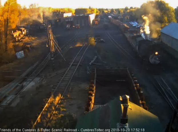 2018-10-20 After removing the 2 coaches, the 484 goes into south yard and comes out with the freight used on the student trains.jpg