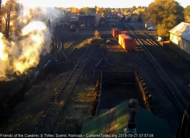 2018-10-21 The 488 is now over the pit so the hostlers can clean its fire.jpg