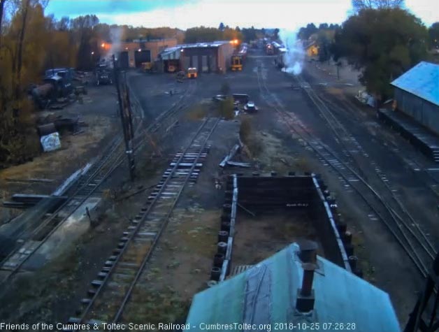 2018-10-25 The 487 is headed into south yard as the hostlers turn it over to the road crew.jpg