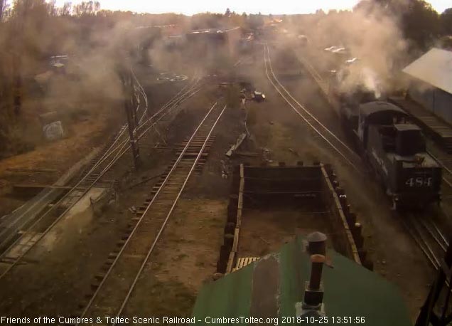 2018-10-25 Heading to south yard with their train.jpg