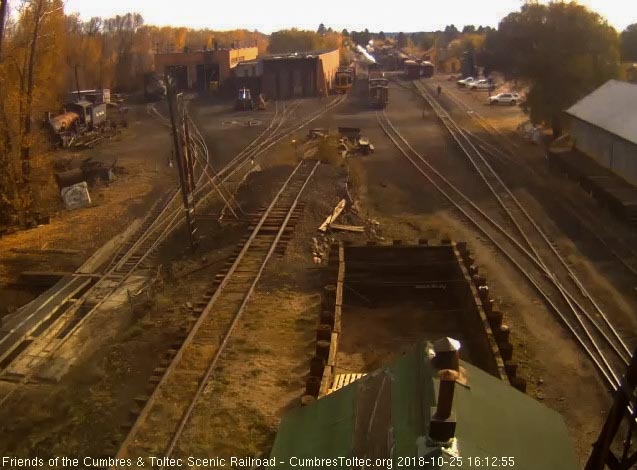 2018-10-25 The train has stopped just past the access road.jpg