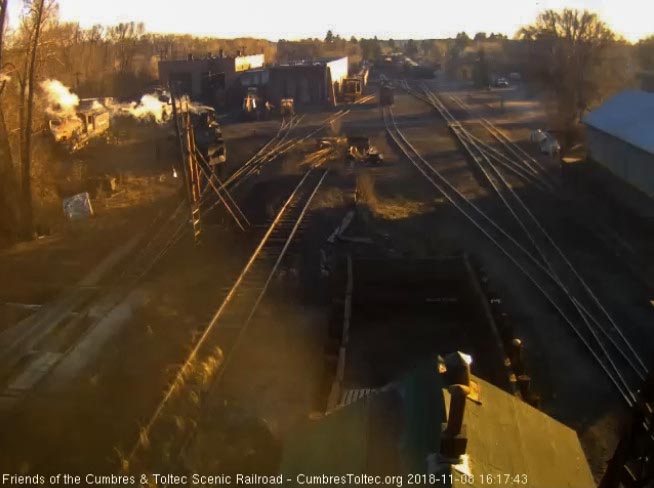 2018-11-08 Our frist look at 488 with the plow as it comes out to the pit.jpg