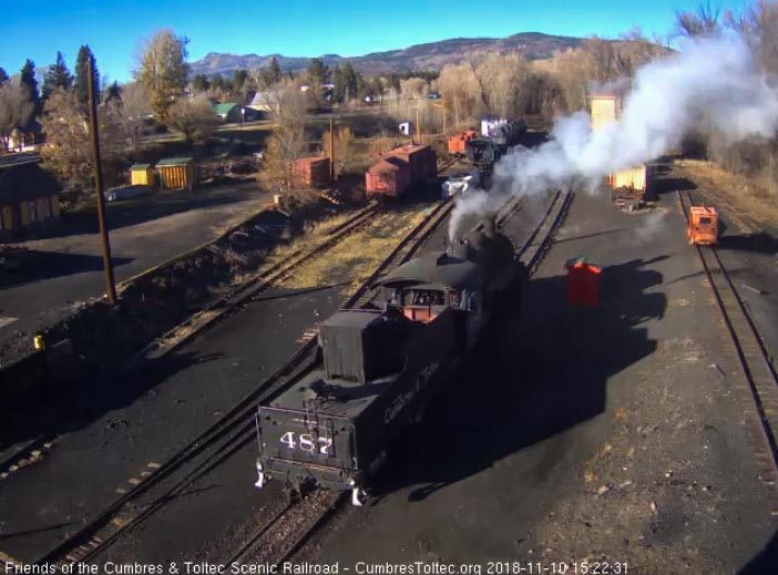 2018-11-10 Past the tipple as it heads to the house lead.jpg