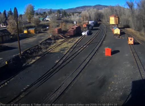 2018-11-10 The 487 comes into Chama after assisting the 15 car train up to Cumbres Pass.jpg