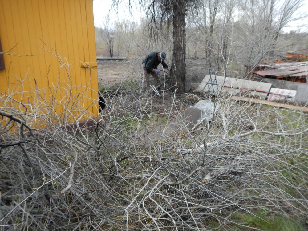 0 - Ed and Valley Lowrance visited Chama prior to work session A to clean brush just south of the Night Watchman's House - working toward  establishing a Friends gathering place!.jpg