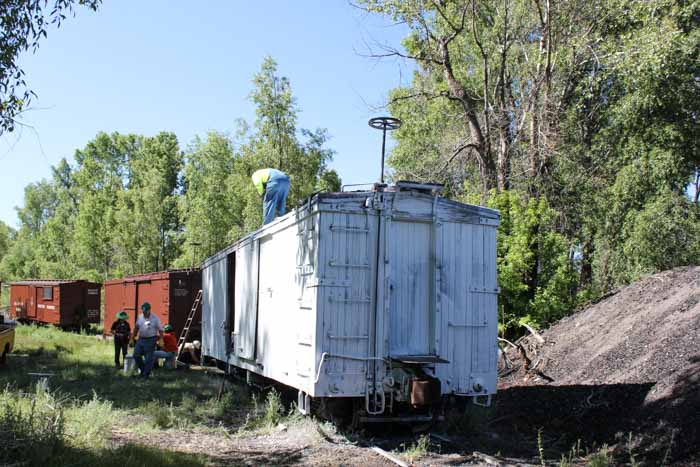 6.19.19 Overview of the repainting of box car 5553 from its RGS colour (1 of 1).jpg