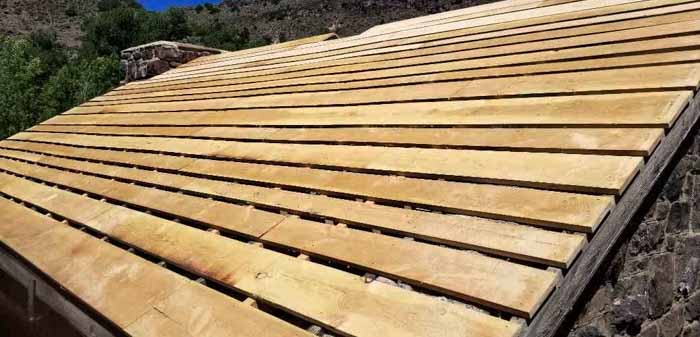 2019.06.24 Outside the Lava pumphouse looking at the new roof supports (1 of 1).jpg