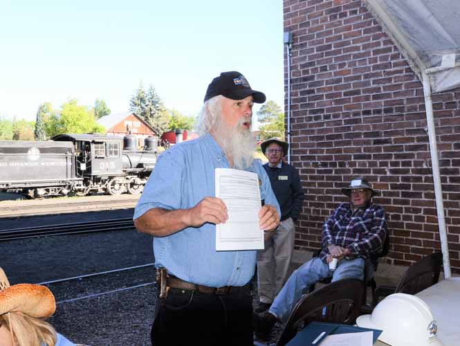 2019.06.24 The Cumbres and Tolt4ec safety manager briefs the Volunteers at the Monday safety meeting (1 of 1).jpg