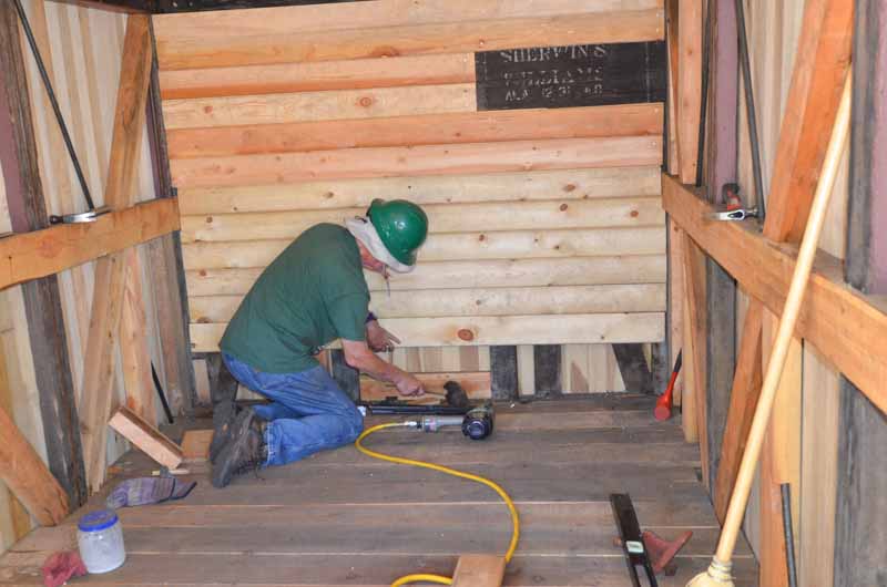 2019.07.31 Putting the interior sheathing on box car 3476 (1 of 1).jpg