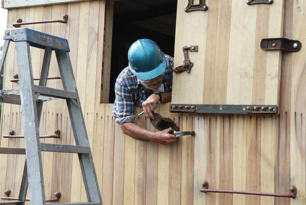 2019.07.31 Installing the hardware for the end door (1 of 1).jpg