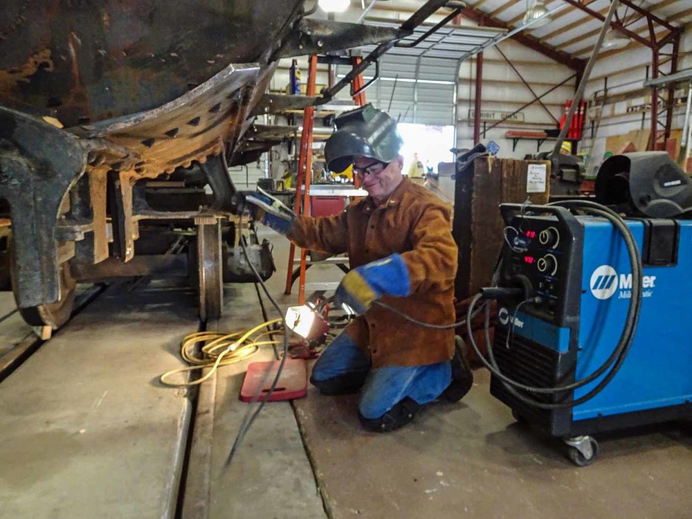 2019.09.23.da Getting ready to do some welding on the Gramps tank car (1 of 1).jpg