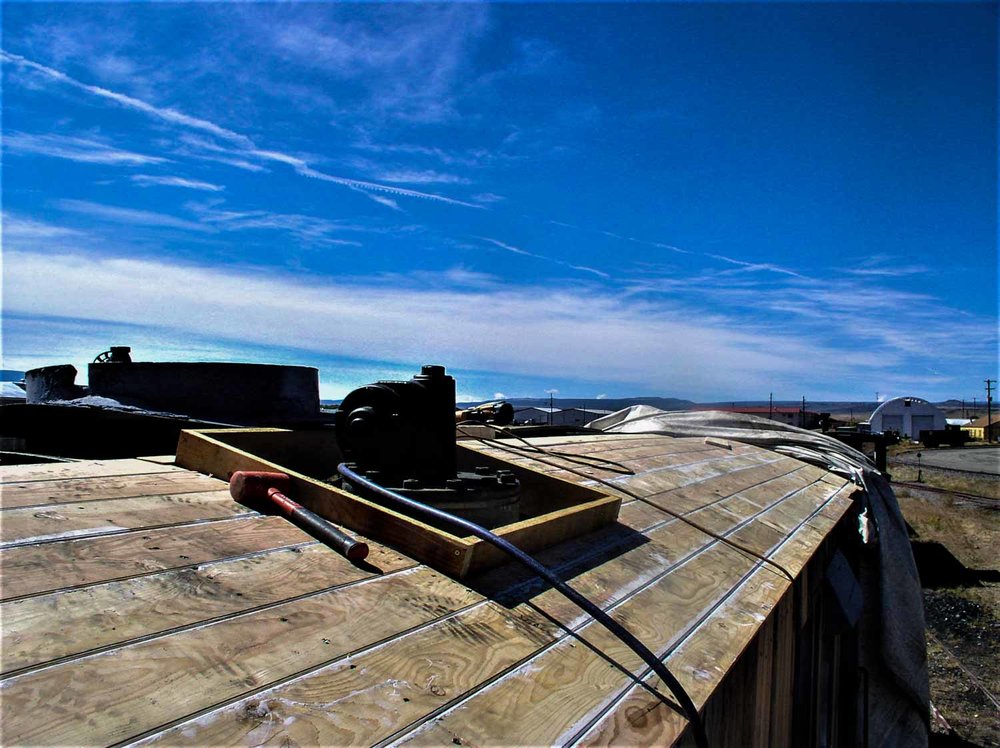 2019.09.24 oy The new roof with that frame we saw yesterday installed around part of the boiler (1 of 1).jpg