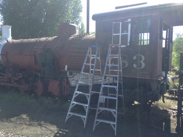 Engine 483 being beautified.jpg